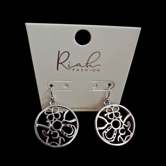 Riah Lucky symbols necklace & earrings set, NWT - Picture 2 of 3